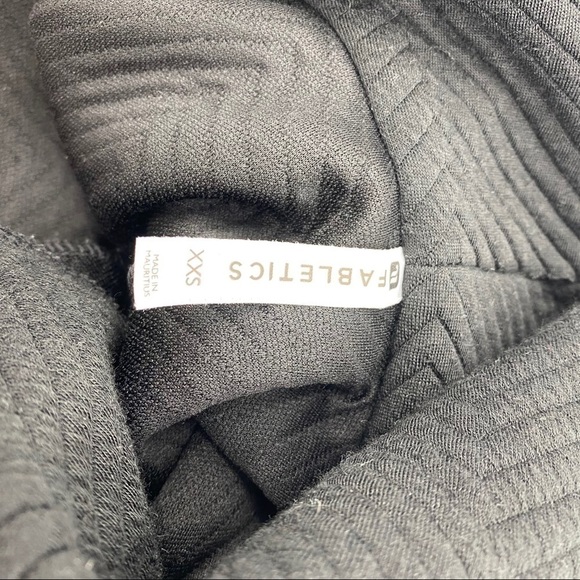 Fabletics Vanessa quilted oversized open cardigan XXS black - Picture 4 of 9